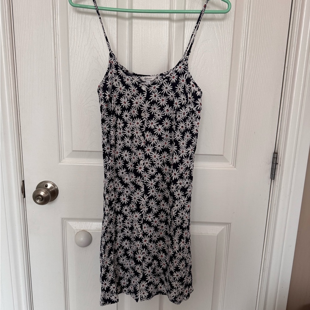 Reitmans Navy and White Daisy Mini Dress (Size S/P) 🌼